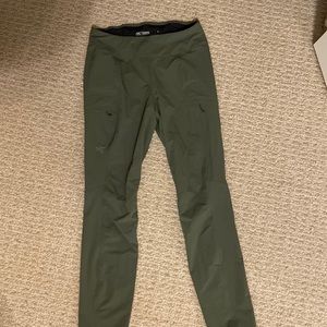 Arc’teryx dark green womens pants